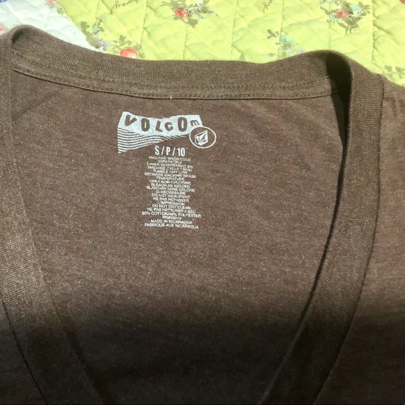 Volcom Shirt - Picture 4 of 4